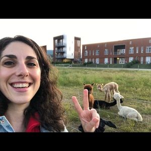 Meet your Posher, Marie-laurence